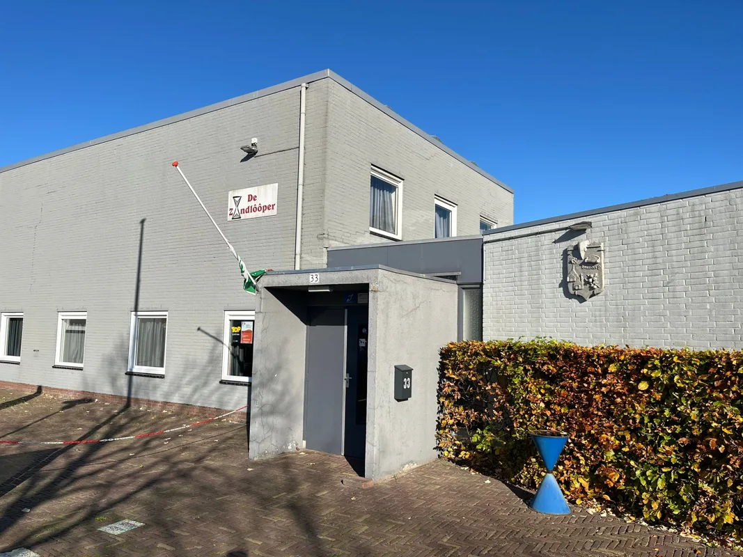 Dorpshuis De Zandlôôper in Lewedorp